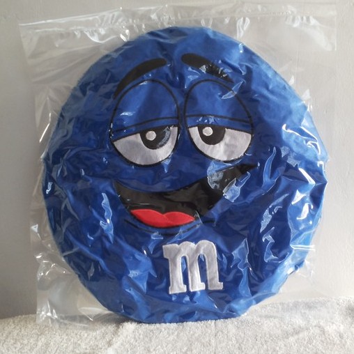 PM 1046 Pillow Me M&M Round Pillow