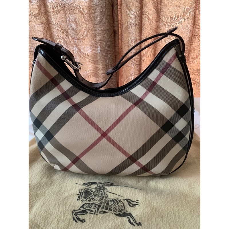 Pre-loved Original Burberry Classic Bag with dustbag, care card, serial  number and original receipt.