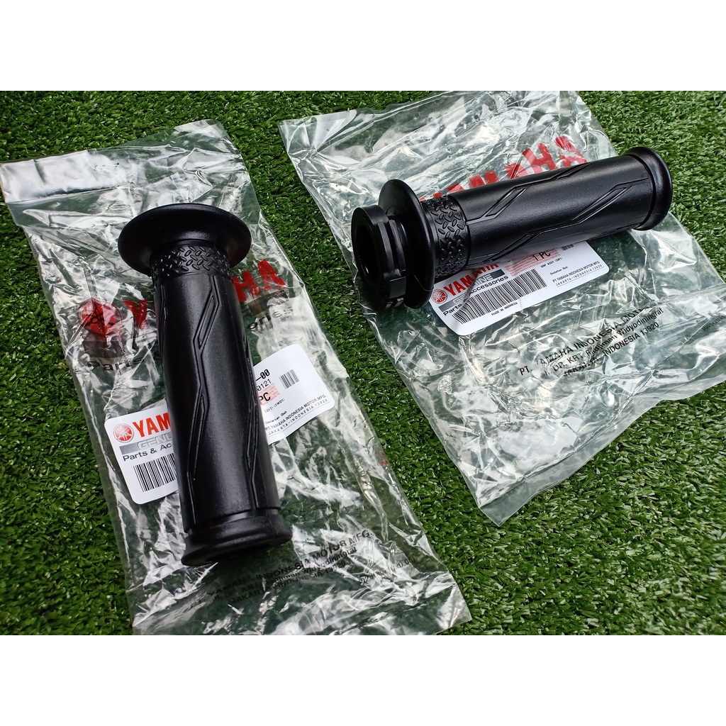 Yamaha Xmax Handle Grip pair 100% Yamaha Genuine | Shopee Philippines