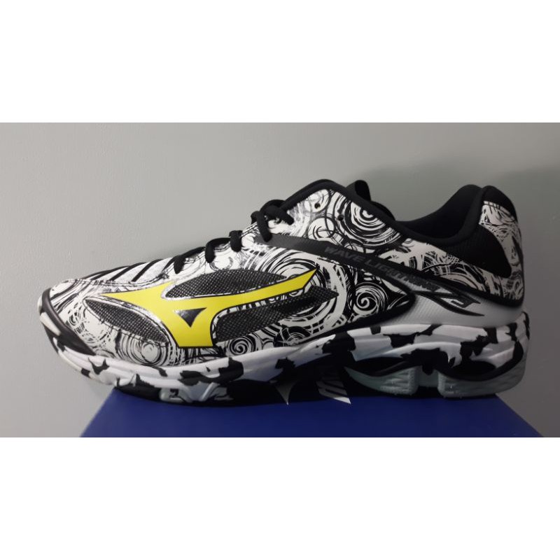 Mizuno wave lightning 2025 z3 price philippines