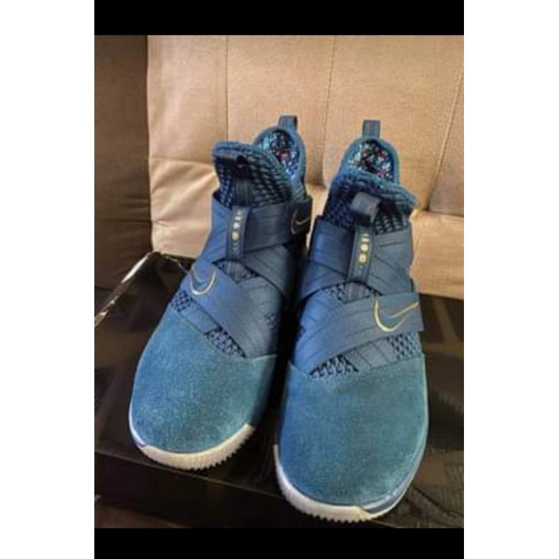 Lebron soldier sale 12 strap issue