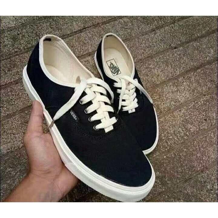 Vans authentic shop black bone price