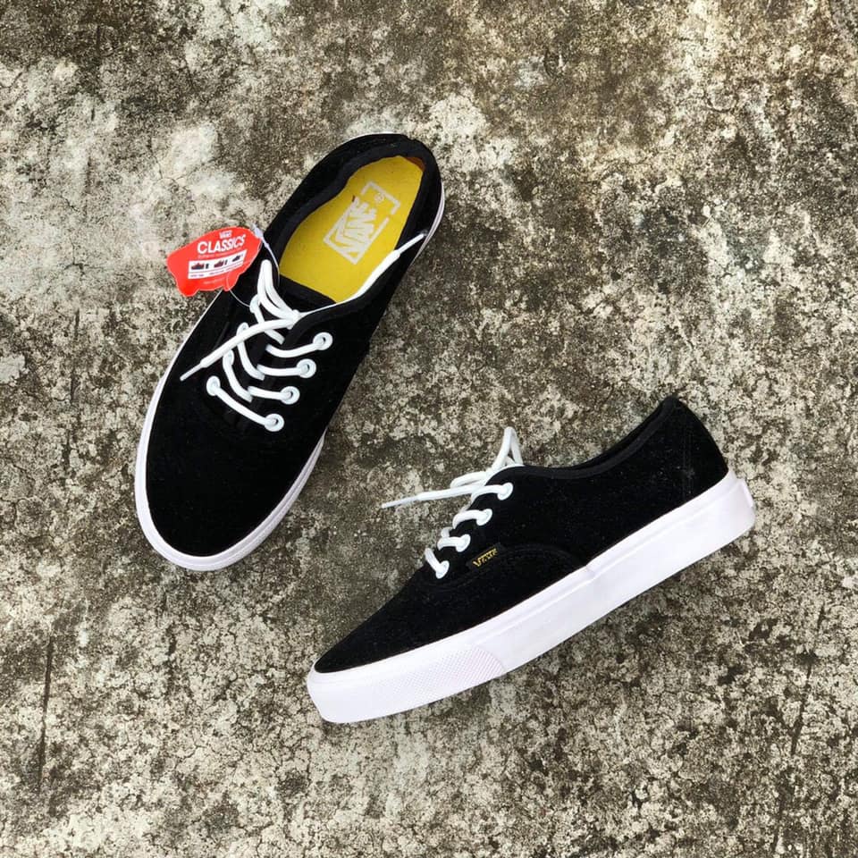 Vans low cut clearance shoes