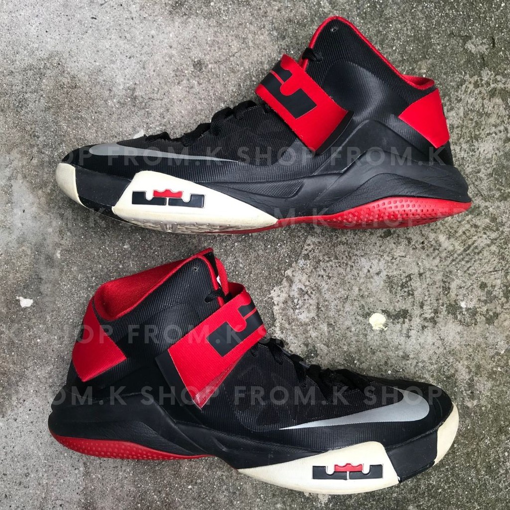 Nike lebron hot sale zoom 6