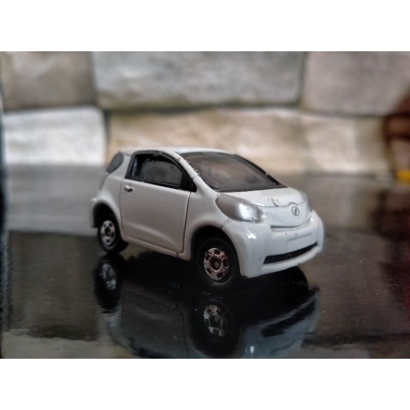 TOYOTA iQ @ TOMICA Toy Car Diecast Model | Shopee Philippines