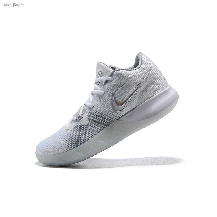 Kyrie best sale flytrap silver