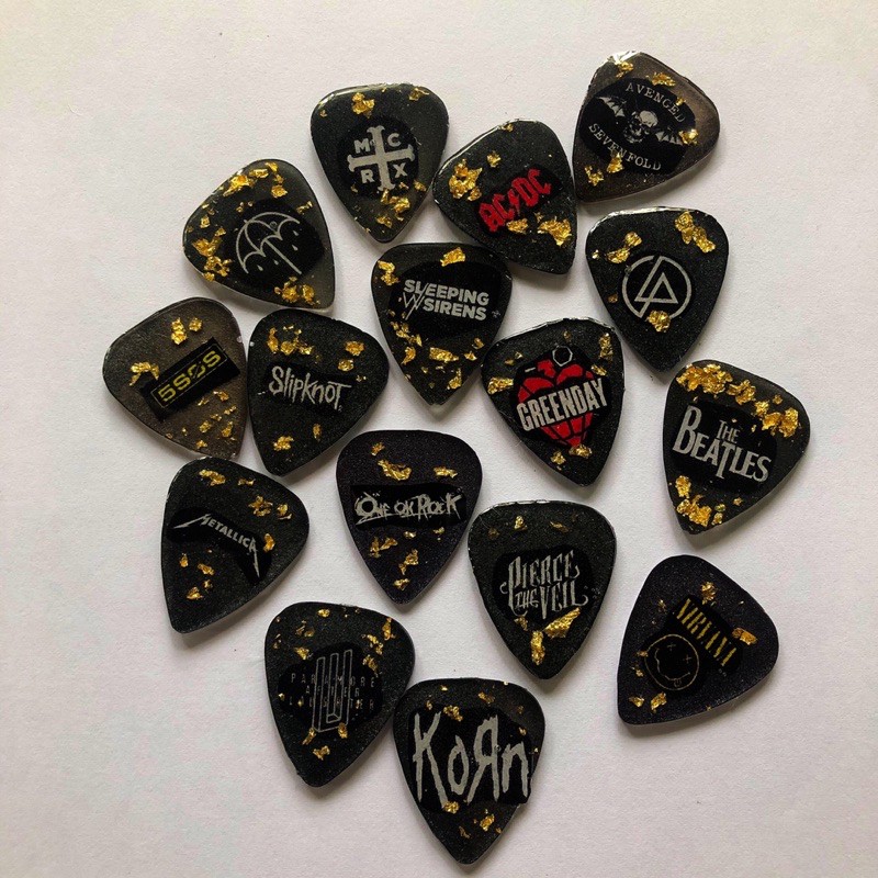 Guitar pick deals shopee