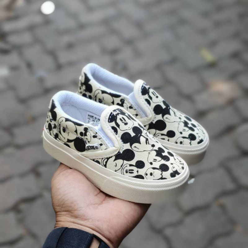 Vans Slip on Mickey Mouse Cream Slop Children s Shoes Shopee