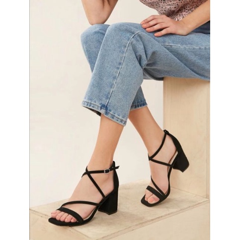 Zoey (2 inch block heels) | Shopee Philippines
