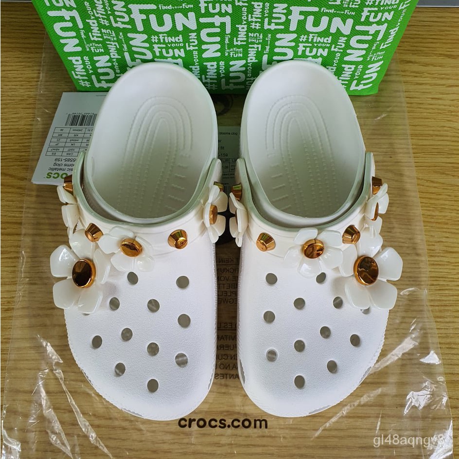 Crocs cheap metallic blooms