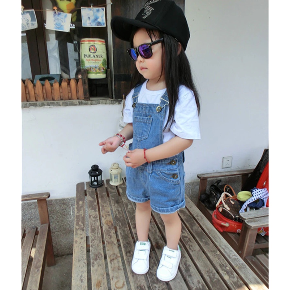 Denim jumper 2024 short outfit