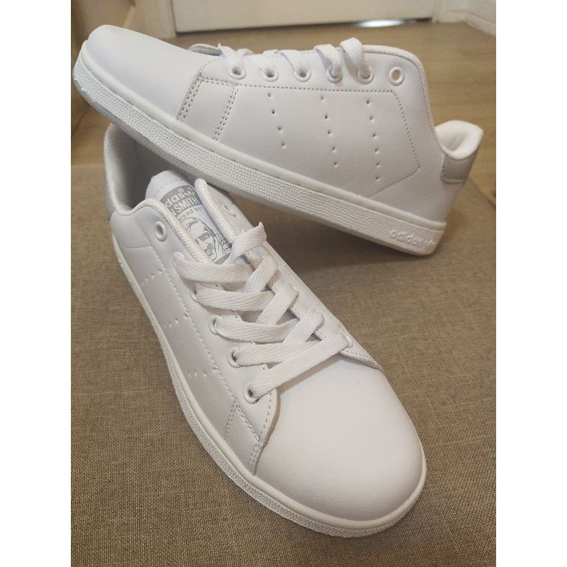 Stan smith pure store white