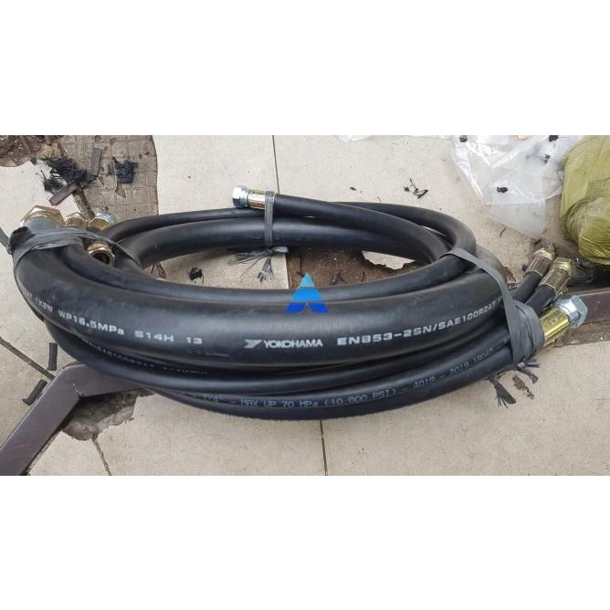 Hydraulic Hose 3/8 "Inch R2 Yokohama 117Cm & X Fittings Nm Comatsu