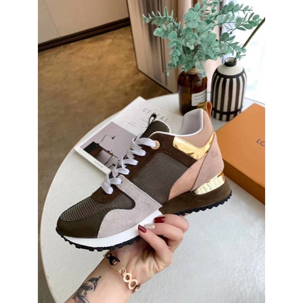 High quality women louis vuitton run away sneaker classic running shoe  sport shoes 6 colors shoe-59