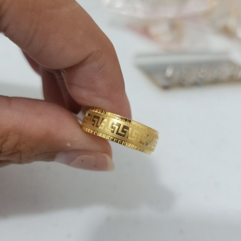 1 pc couple ring wedding ring stainless steel gold plated 1pc only Shopee Philippines