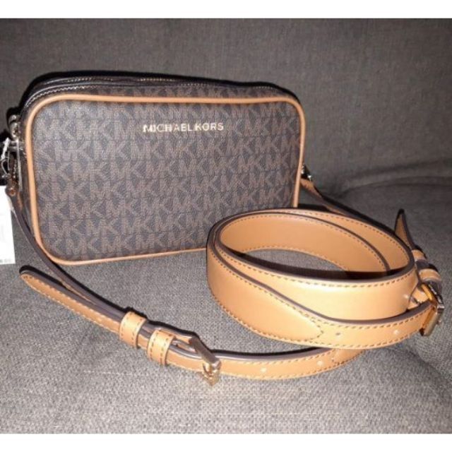 Connie camera bag hot sale michael kors