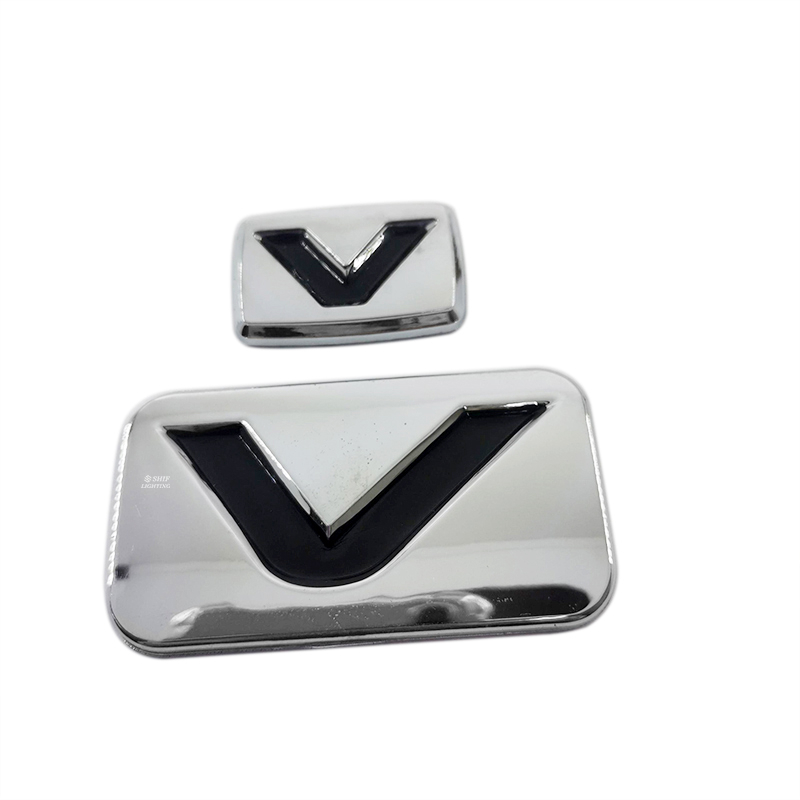 1 x ABS Innova V J Letter Logo Car Auto Emblem Badge Sticker Decal