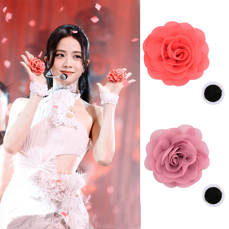 Jisoo With Creative Hand Flower Ring Creative Dance Props Flower