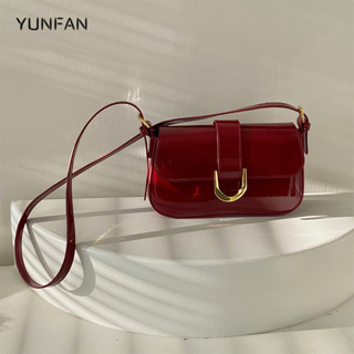 High-Quality Silk Scarf Portable Horseshoe Buckle Small Bag Female New  Trendy One-Shoulder Messenger Small Square Bag - China Women Bags and  Ladies Bags price
