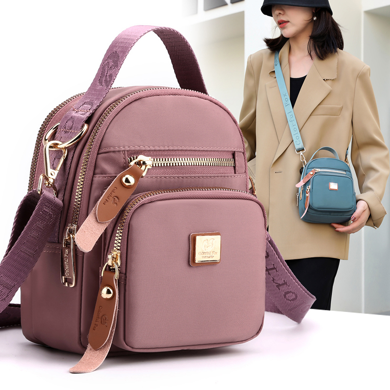 South Asian fox Shoulder Bag main image 0