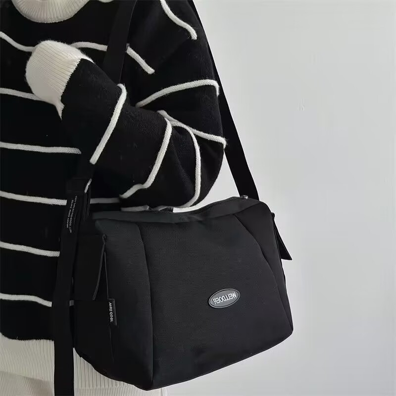 New 2023 Japanese High Capacity Polyester Fabric College Student