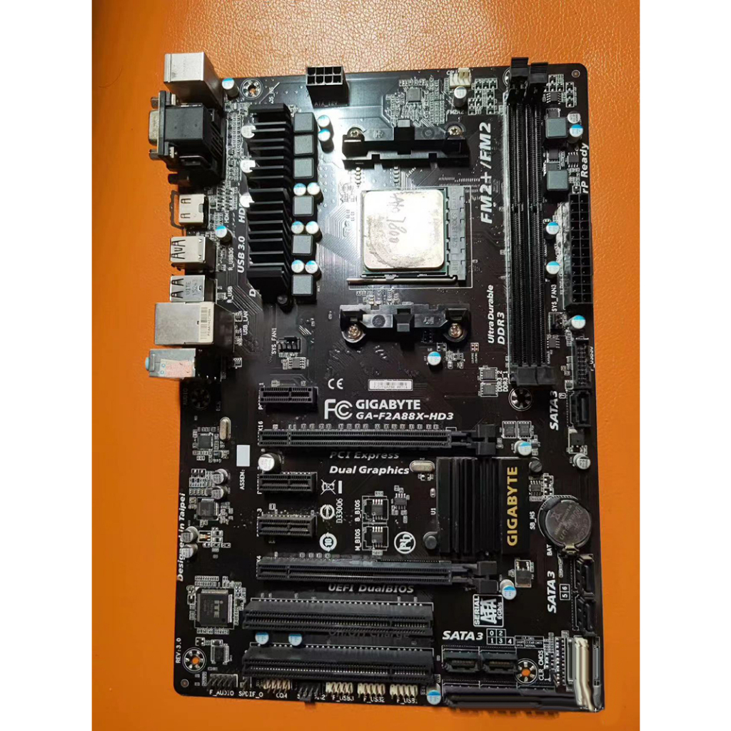 AMD A10 7800 Quad Core CPU+Gigabyte F2A88X-HD3 DDR3 FM2+