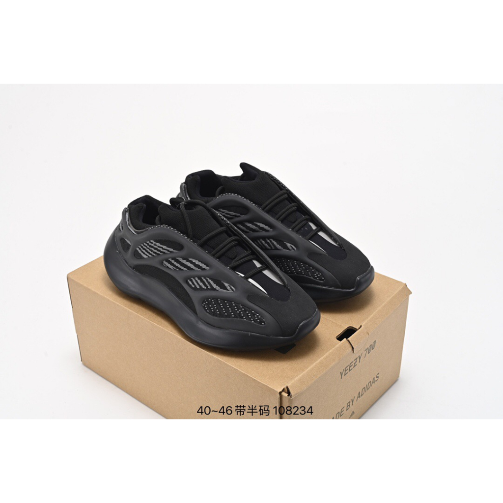 Yeezy 700 hot sale size run