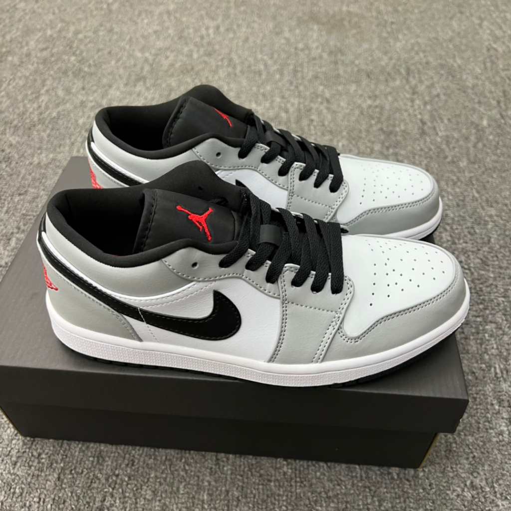 【Physical photos】UA Air Jordan 1 Low “Light Smoke Grey” Basketball