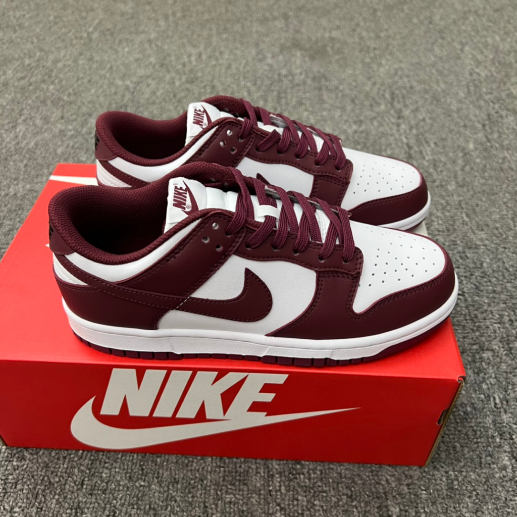 【Physical photos】Couple Shoes Dunk Low "Bordeaux" Sneakers For Men