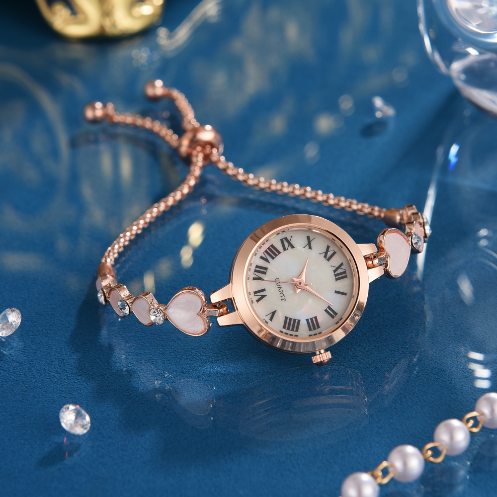 【Ready Stock】Women Watch Petty Heart Bracelet Watch Water Diamond Small