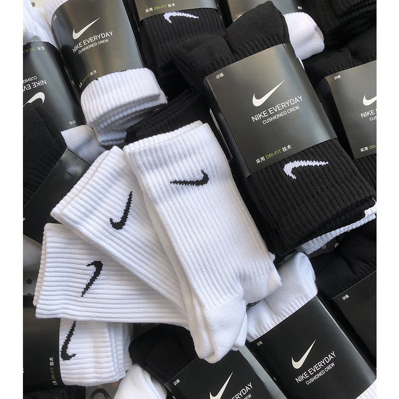 on stock Men cotton socks Men cotton socks Fight Color Short Tube ...