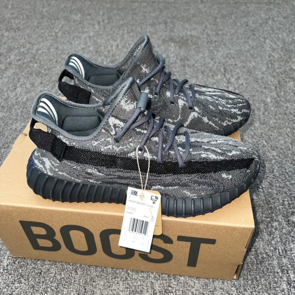 Physical photos Unisex Couple shoes UA MX Dark Salt Yeezy Boost 350 v2 Running Shoes For Women Sneakers For Men Couple Standard Size 36 48 Free