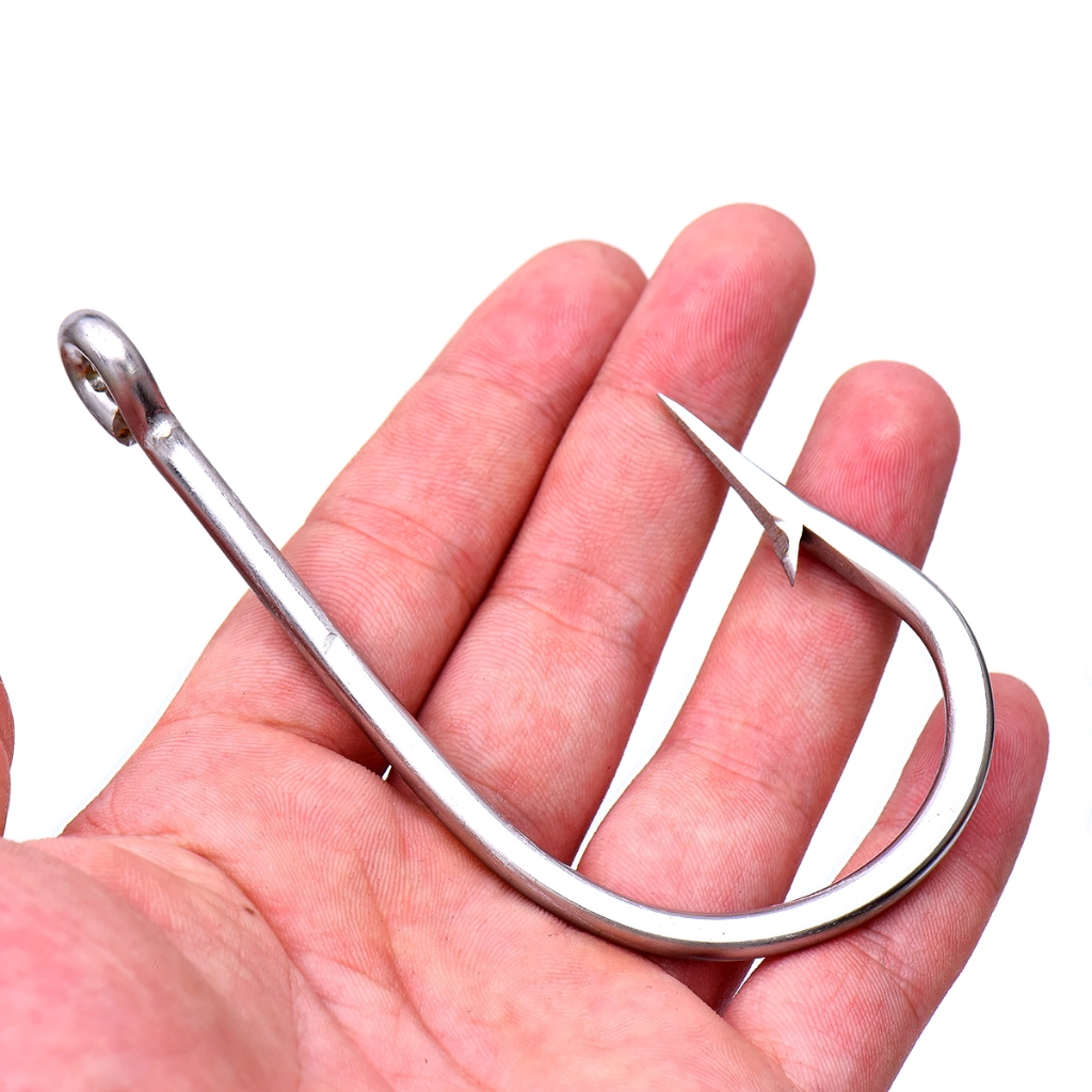 a deep sea fisherman hooks a big fish Fishing Hook Giant 39960 28/0 Stainless Steel Shark Tuna Circle Game Saltwater : Sports & Outdoors 5/2Pcs Big Single Deep Sea
