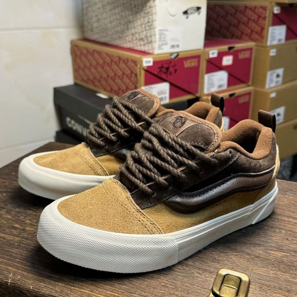 Non slip vans deals