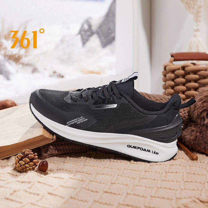 Q running shoes deals