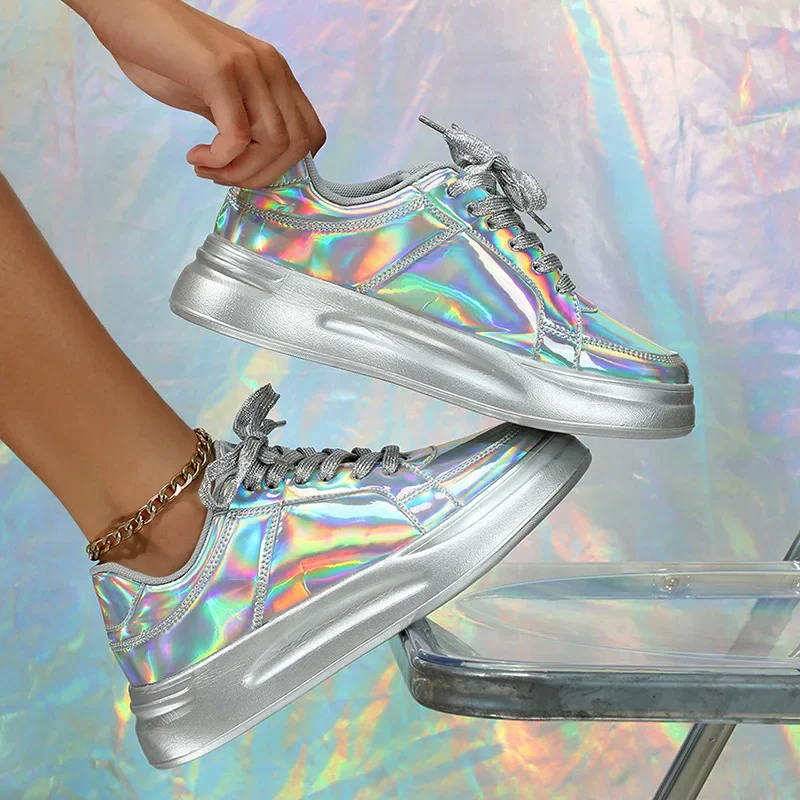 35-43 large size women's casual shoes, flat-soled diamond