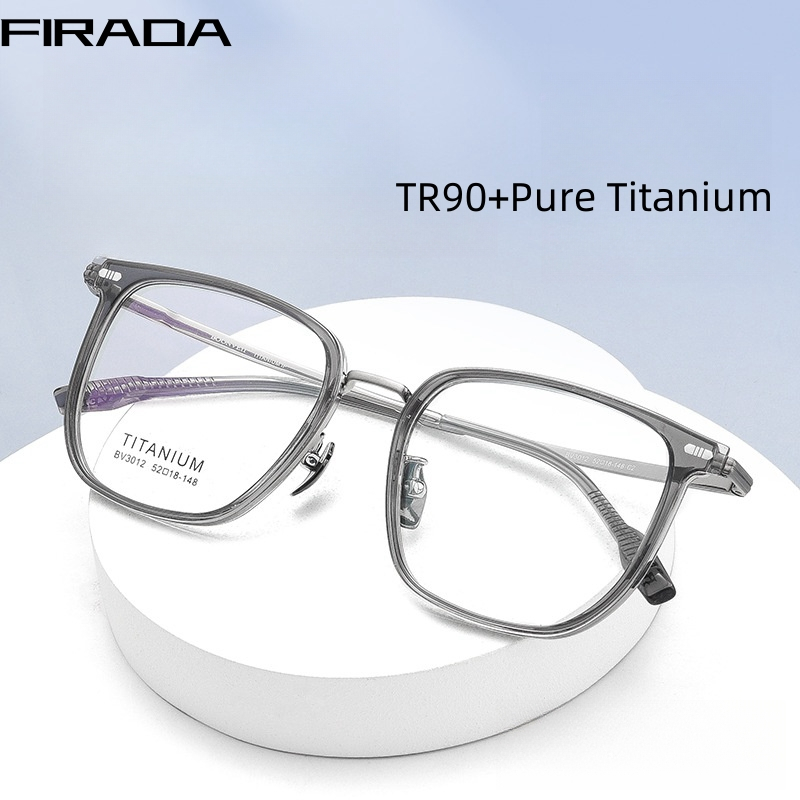 FIRADA Fashion Comfortable Eyewear Women Retro Square Pure Titanium