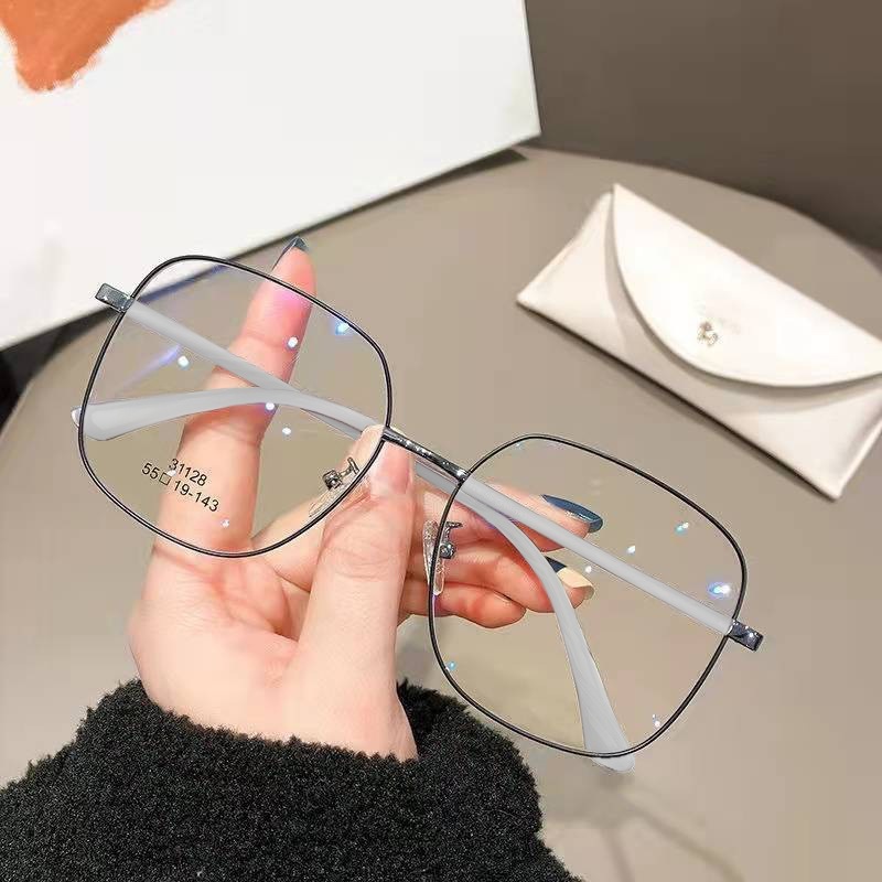 Graded Eyeglasses with Grade -50 100 150 200 250 300 350 400The same ...