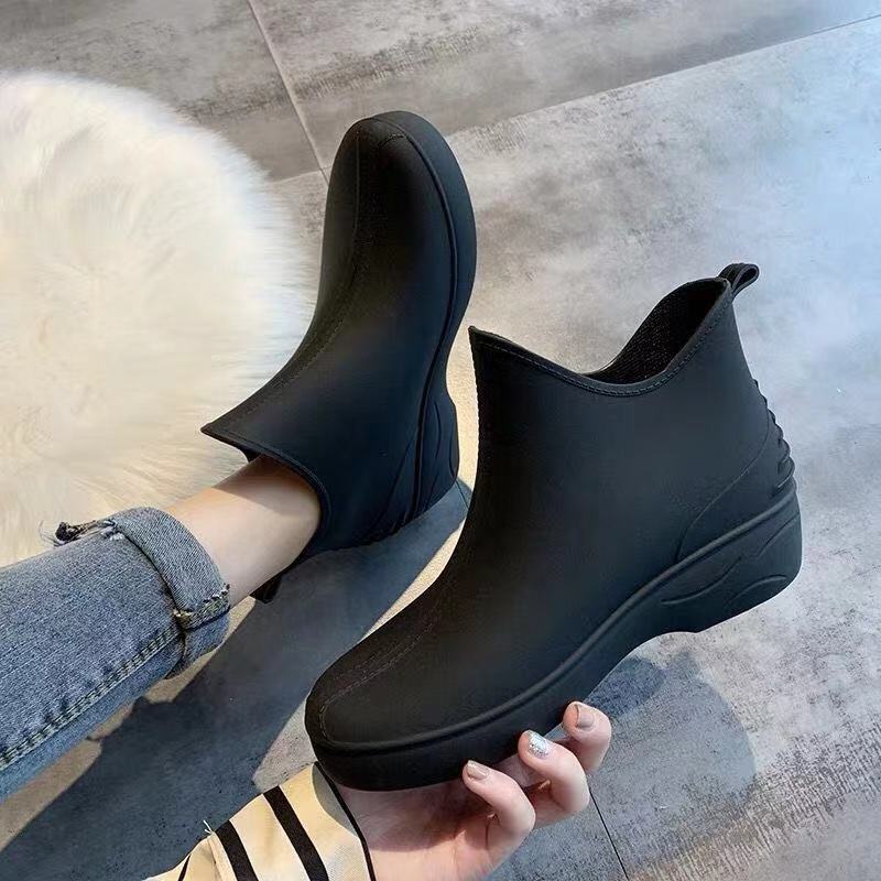Short water boots outlet
