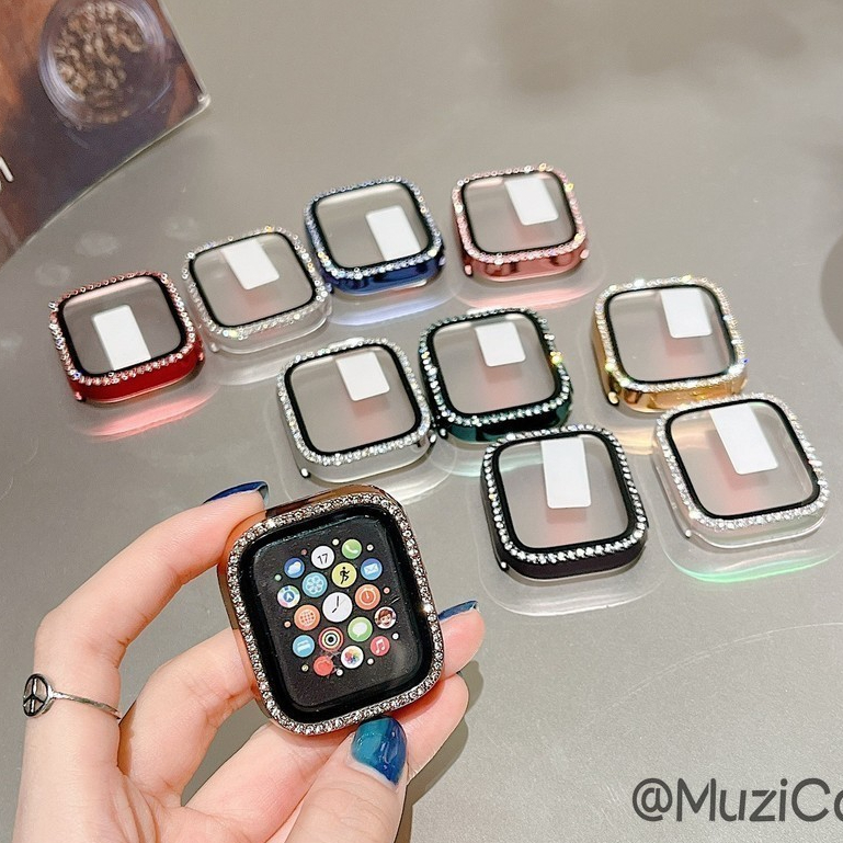 SWAROVSKI Applewatch ケース40mm Amazon.com: Swarovski Sparkling Smartwatch Case compatible