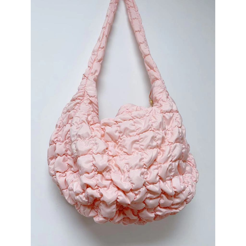 Pink Quilted Marshmallow Jennie Shoulder Bag Dapatkan Tas Quilted Populer Seperti Jennie BLACKPINK | TikTok main image 4