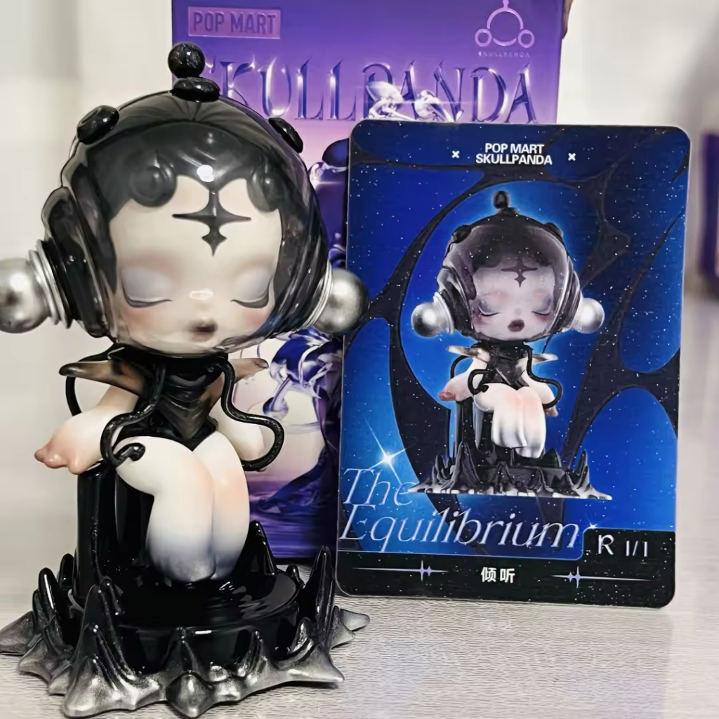 POP MART SKULLPANDA フィギュア 4個セット（Amazon.co.jp: POP