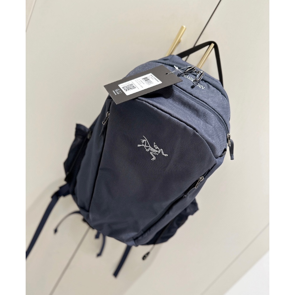 Beams X ARC'TERYX Mantis 26 Daypack Backpack | Shopee Philippines