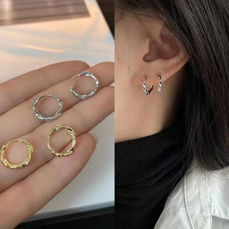 Temperament Small Twisted Ring Earrings Small Sense Of Design Small ...