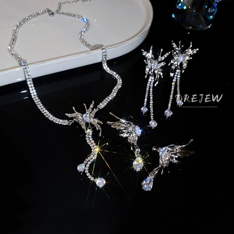 DREJEW Metal style fused diamond butterfly tassel ear clip necklace set