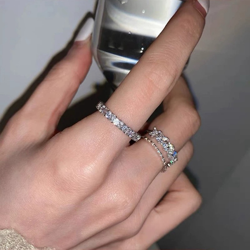 Stok sa Lokal Flashing~exquisite Full Diamond Ring Female Niche Design ...