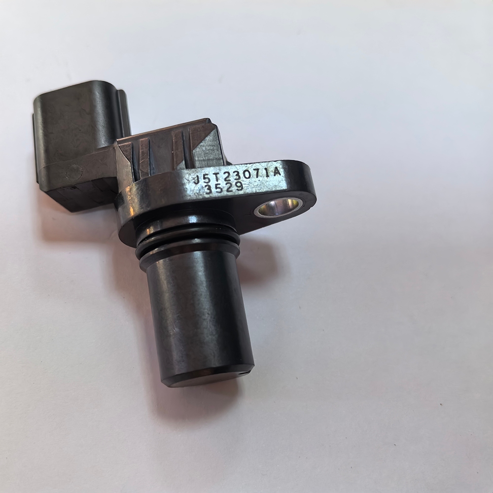 J5T23071A MD327107 Camshaft Position Sensor for Mitsubishi Outlander ...