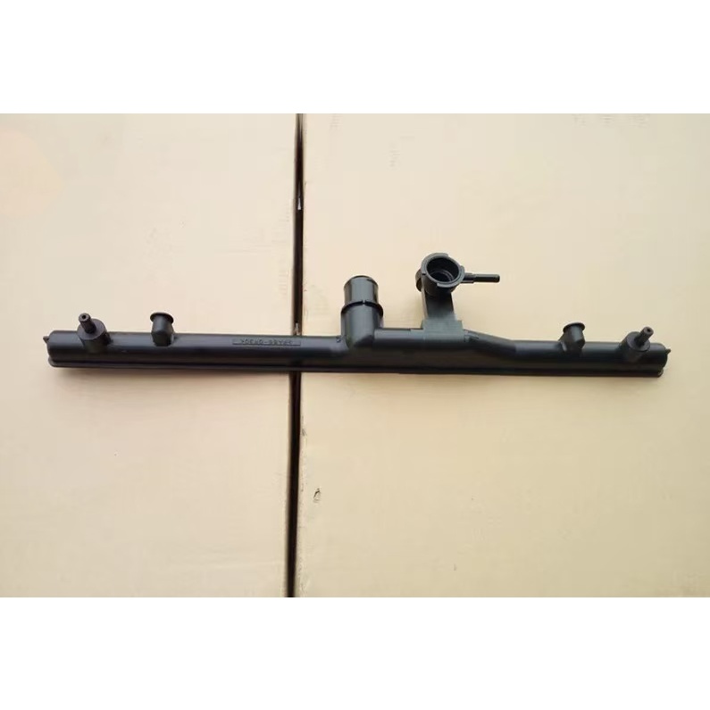 Nissan Livina, Latio 1.6, 1.8 Radiator Upper Cover / Top Tank | Shopee ...