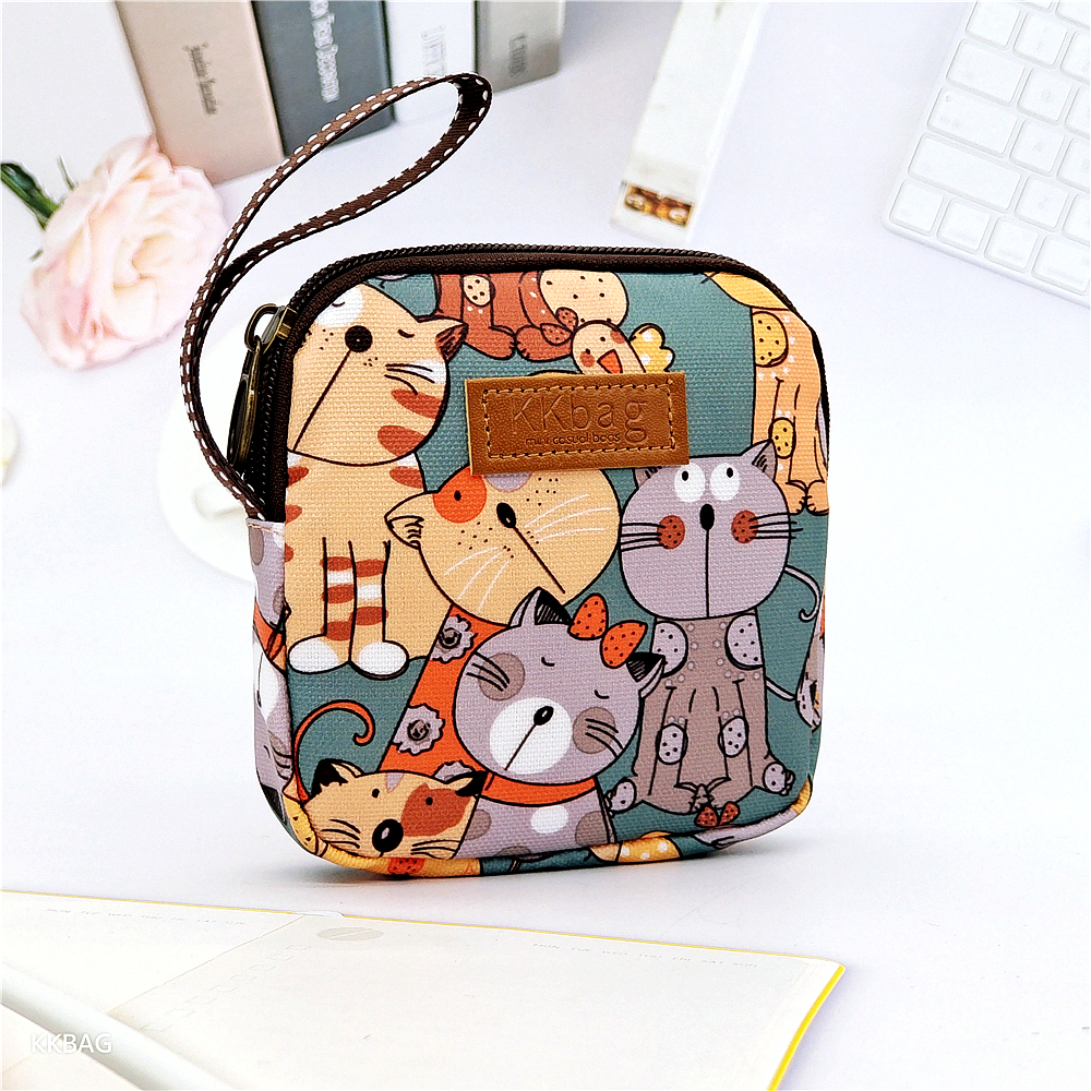 A Variety of Cute Cartoon Patterns Available Small Hand Wallets Coin ...