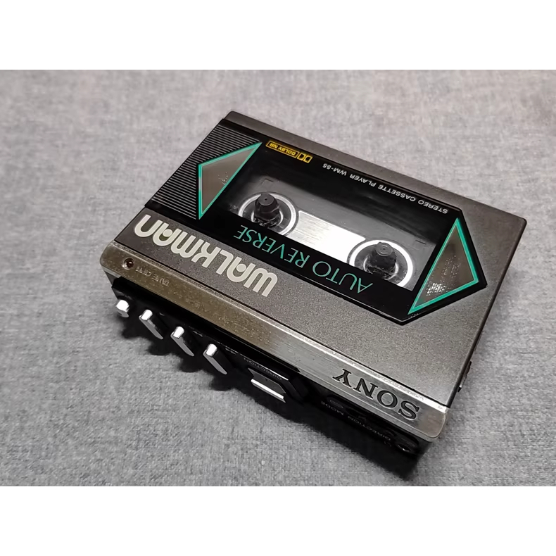 Sony WM-55 stereo Walkman player, black，Large Window Design, Auto